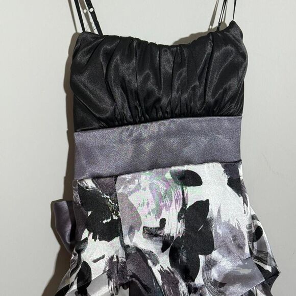 Y2K Vintage Ruby Rox Grunge Black Silver floral bubble hem mini dress | Size 5 - Picture 2 of 8